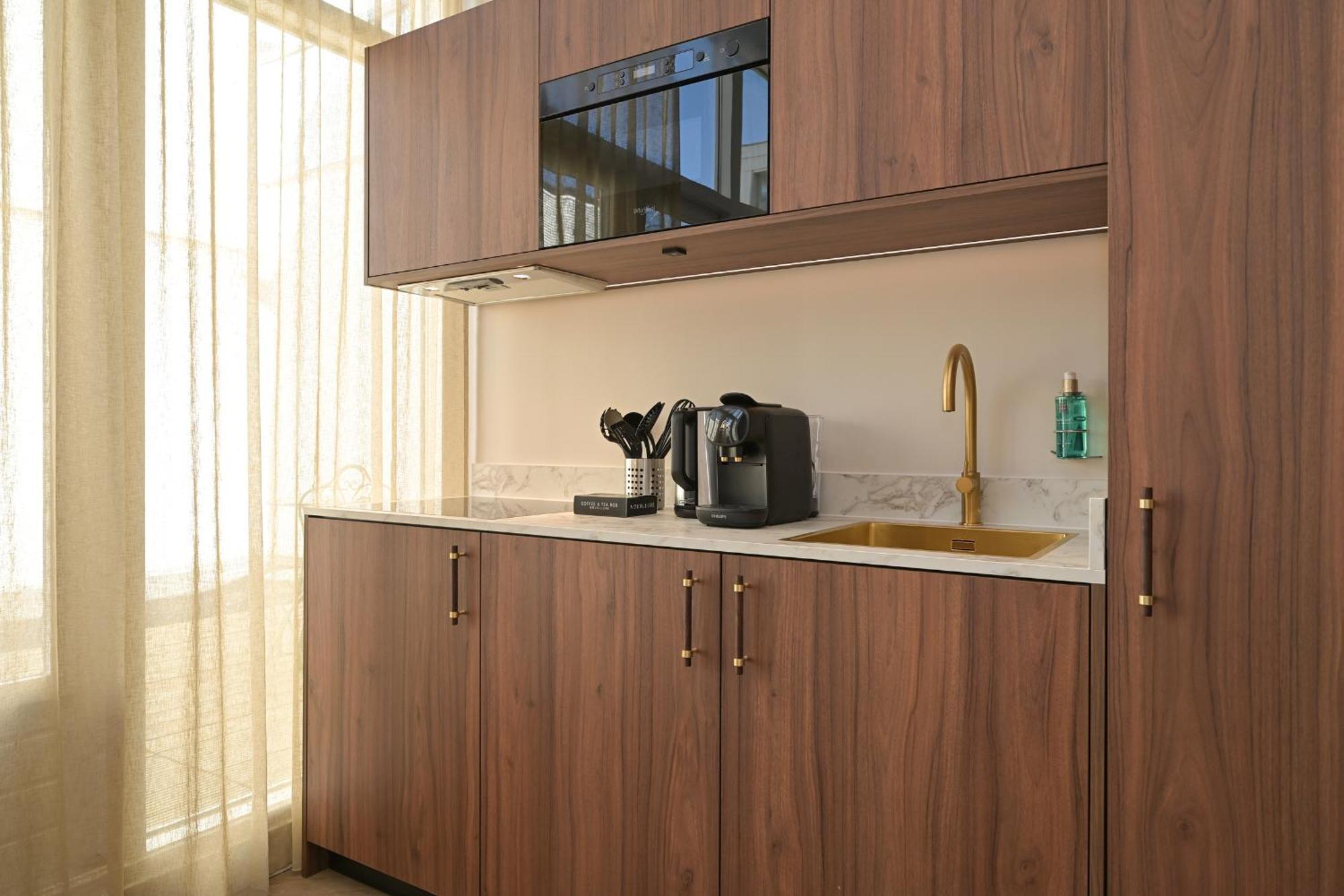 Novallure Downtown - Short Stay Apartments لاهاي المظهر الخارجي الصورة